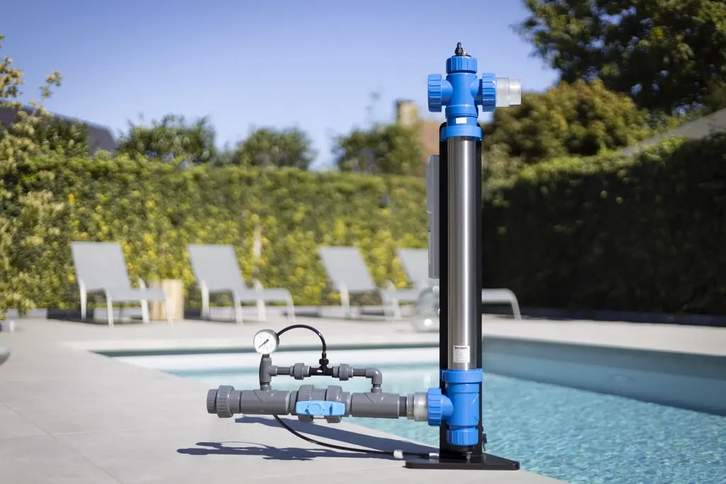 Blue Lagoon AOP Compact Ozone & UV-C 2 -2.webp